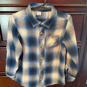 Old navy boys button down long sleeve shirt